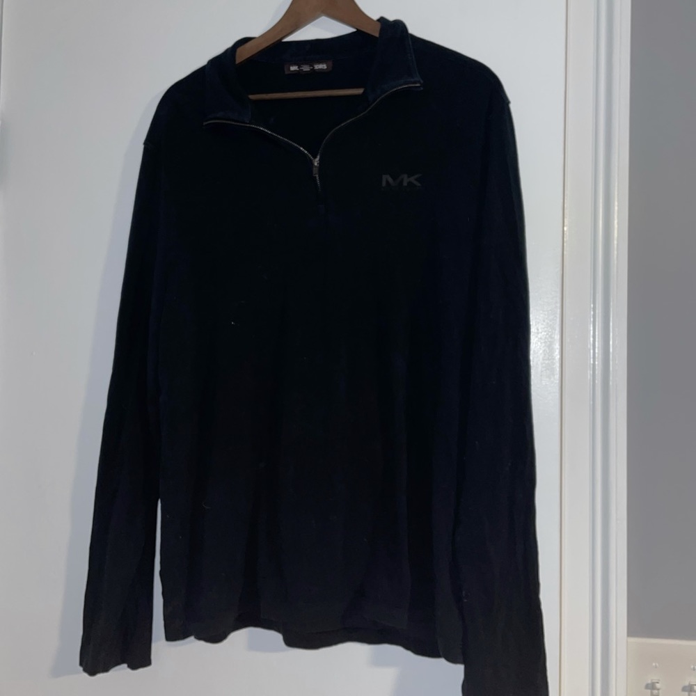 Black men’s pullover long sleeve shirt